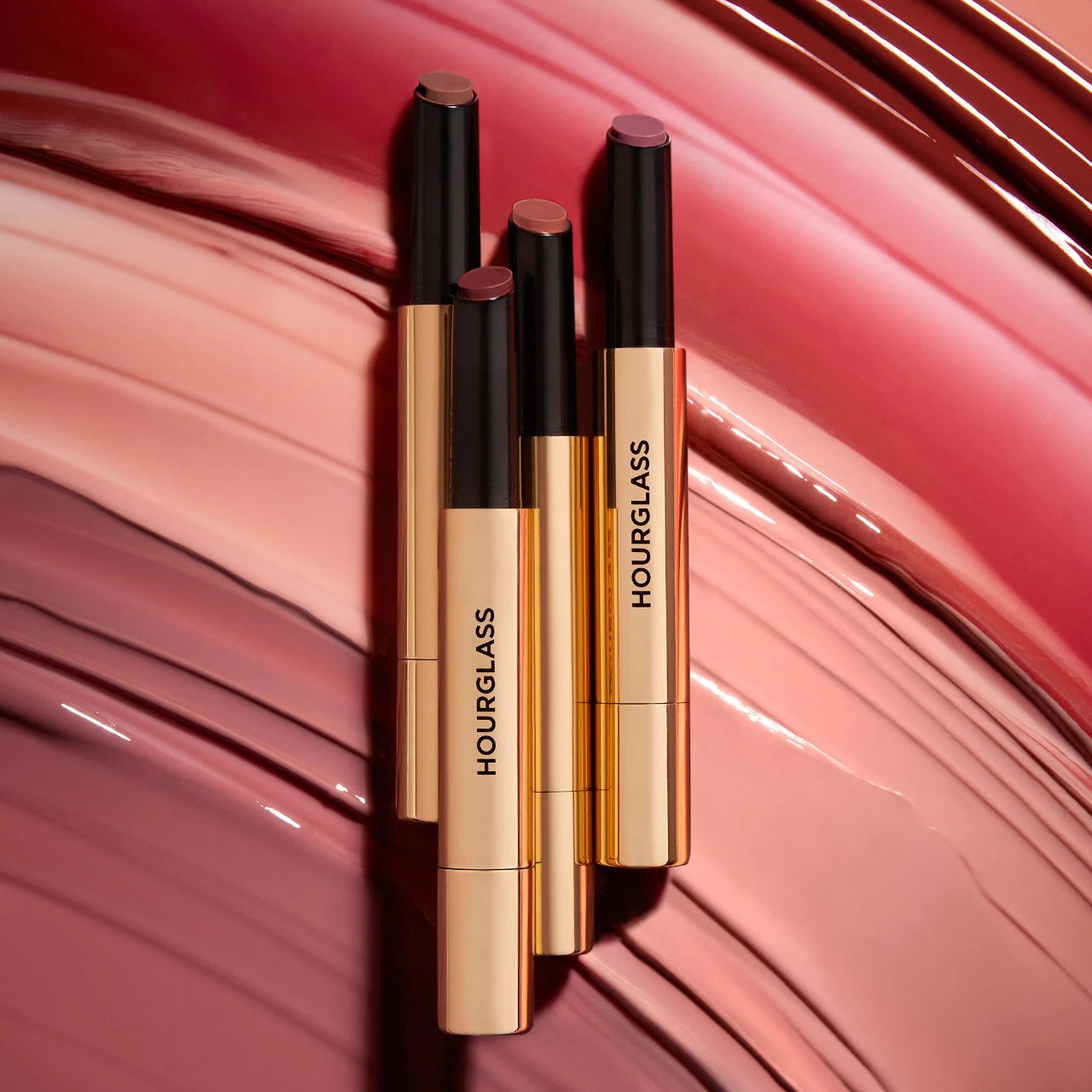 Phantom Volumizing Glossy Lip Balm - Hourglass